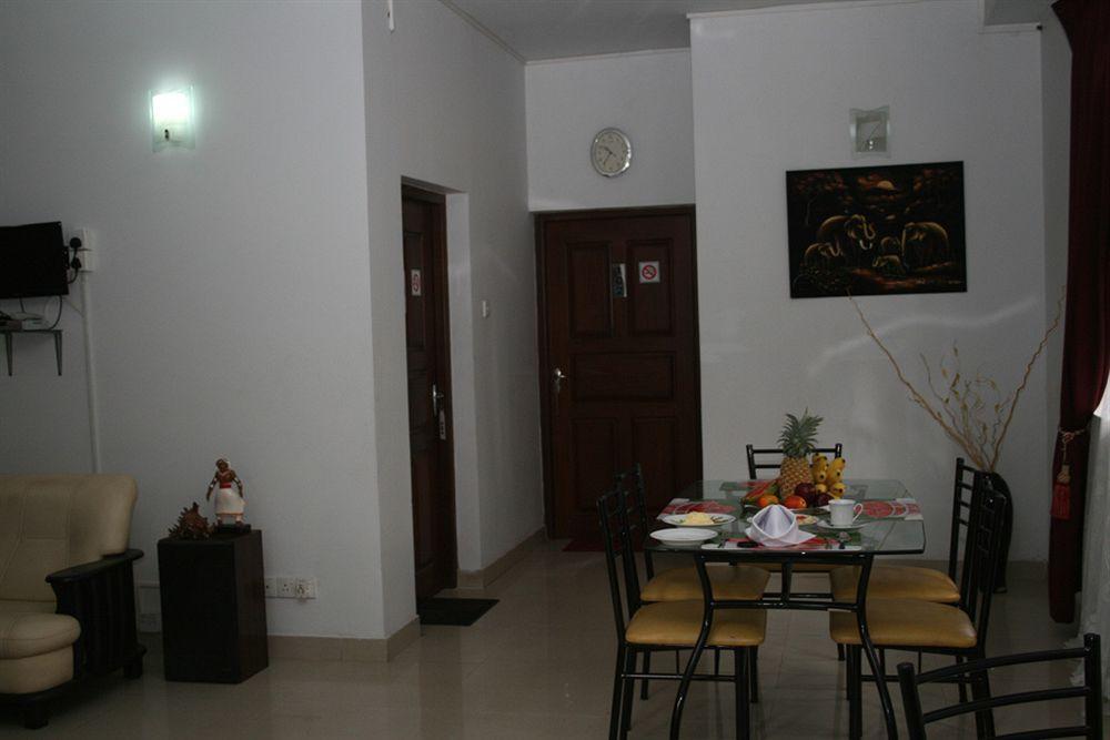 Blue Gum Hotel Ja-Ela Ngoại thất bức ảnh