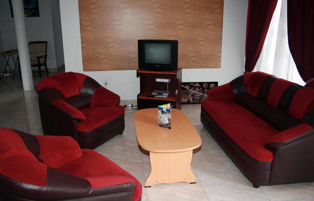 Blue Gum Hotel Ja-Ela Ngoại thất bức ảnh